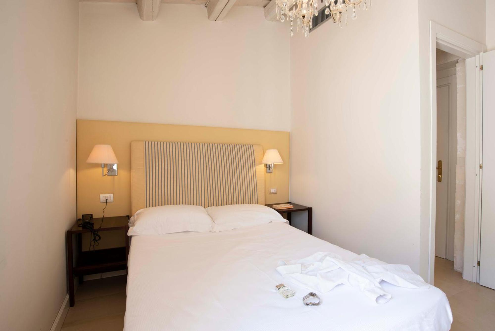 Hotel Palazzo Cavalieri Syracuse Exterior photo